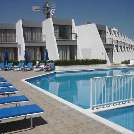 Apartahotel Penelope Apts *
